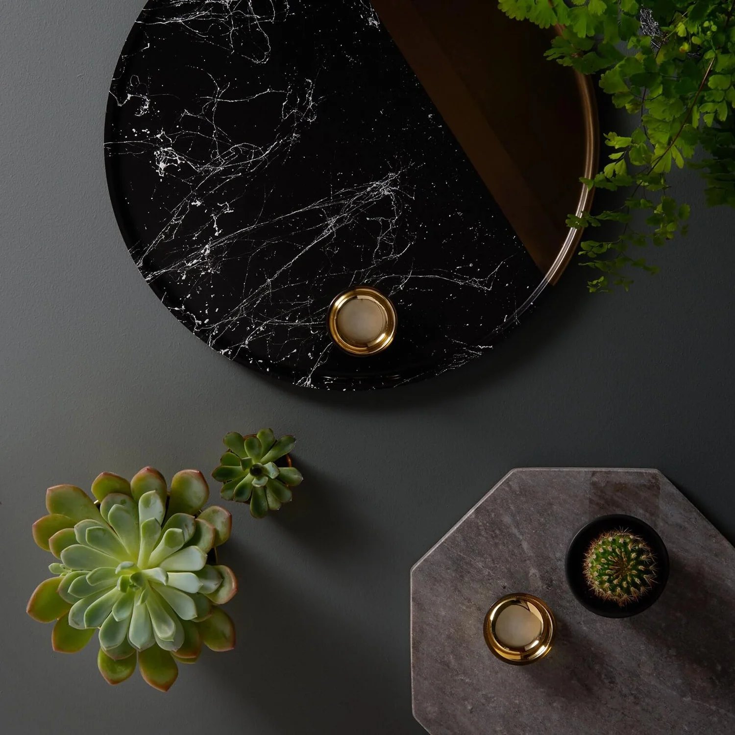 Craig & Rose Artisan Marble Effect Spray Paint - Black - 400ml 9 Craig & Rose Artisan Marble Effect Spray Paint - Black - 400ml - Image 7