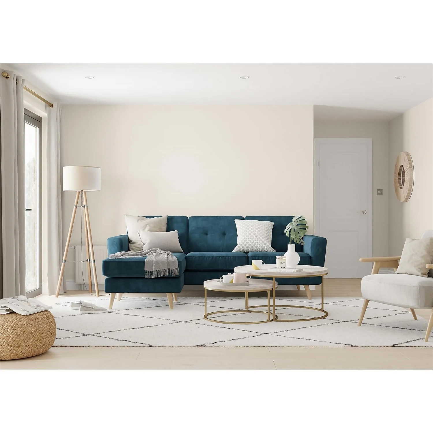 Dulux Simply Refresh One Coat Matt Emulsion Paint Natural Calico - 2.5L 4 Dulux Simply Refresh One Coat Matt Emulsion Paint Natural Calico - 2.5L - Image 2