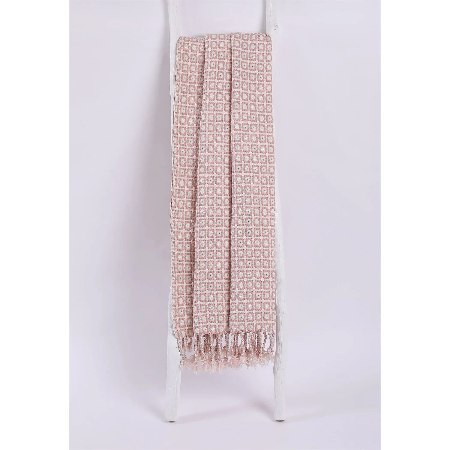 House Beautiful Geo Throw - Blossom & Mist - 150x183cm 6 House Beautiful Geo Throw - Blossom & Mist - 150x183cm - Image 4