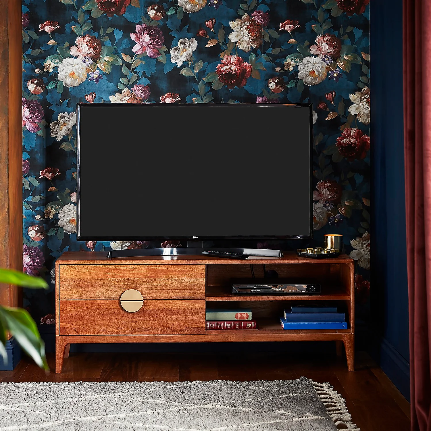 Cooper Wide TV Unit 4 Cooper Wide TV Unit - Image 2